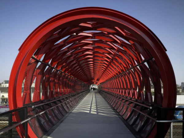 Самые впечатляющие пешеходные мосты мира